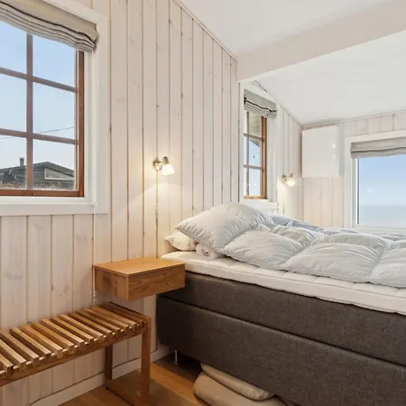 Titta - 10m To The Fjord By Interhome