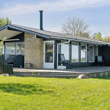 Titta - 10m To The Fjord By Interhome Holbæk