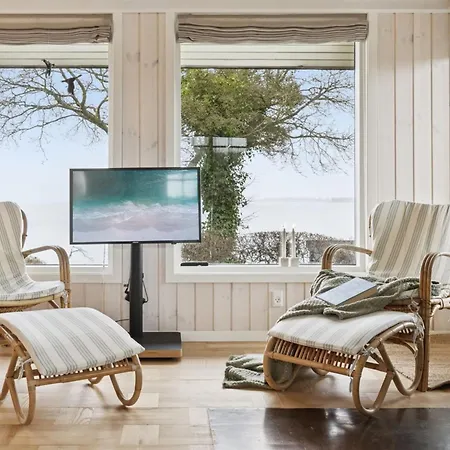 Titta - 10m To The Fjord By Interhome Holbaek